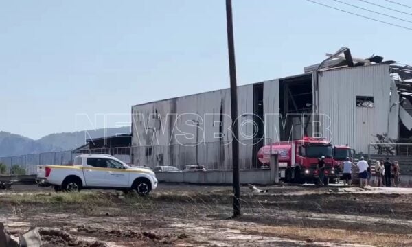 Έκρηξη σε εργοστάσιο στα Εξαμίλια Κορινθίας