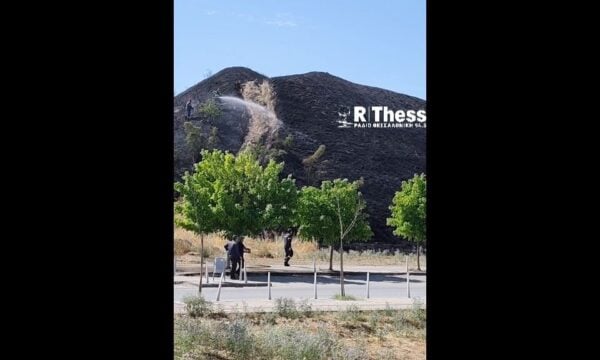 Φωτιά κοντά στο φράγμα της Θέρμης Θεσσαλονίκης