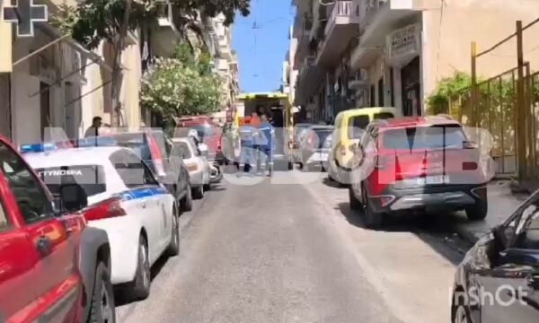 Φωτιά στα Πατήσια – Απεγκλωβισμοί
