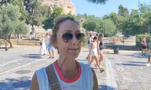 Μαρτυρία για την επίθεση με μαχαίρι στην Ακρόπολη