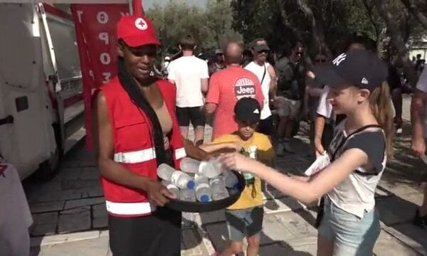 Ο Ελληνικός Ερυθρός Σταυρός στην Ακρόπολη – δράση υποστήριξης και ενημέρωσης των επισκεπτών της Ακρόπολης