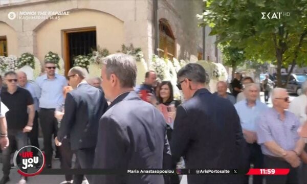 Ο Κυριάκος Μητσοτάκης στην κηδεία της Βάγιας Νέστορα