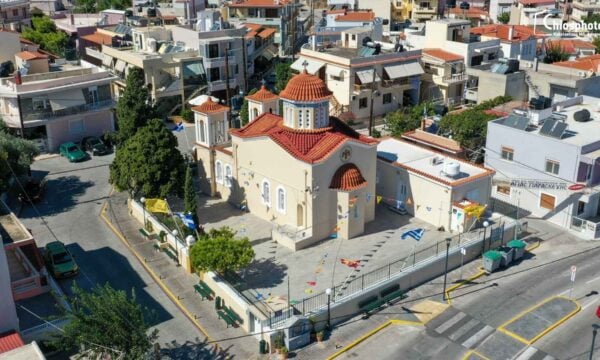 Ο προσφυγικός ναός της Αγίας Παρασκευής στη Χίο