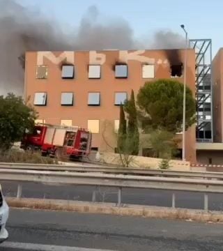 Ολυμπιακό χωριό – Φωτιά σε εγκαταλελειμμένο κτίριο