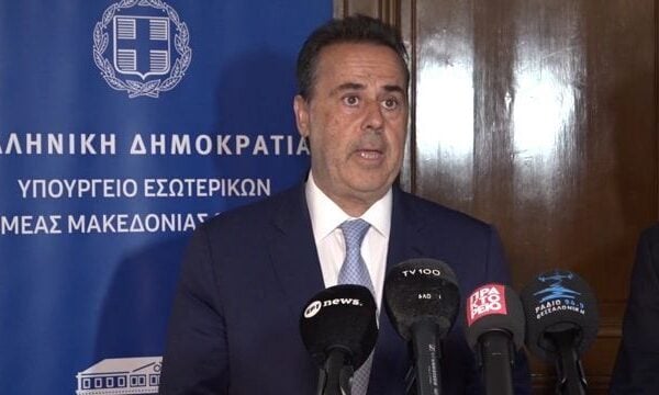 Συνάντηση του Σταύρου Παπασταύρου με τον Κωνσταντίνο Γκιουλέκα στο Υ.ΜΑ.Θ