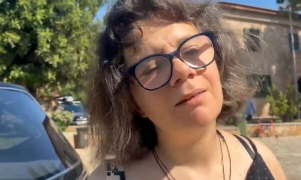 Θαυμάστρια αποχαιρετά τη Μαίρη Λίντα: «Ήταν μια γυναίκα με σεβασμό»