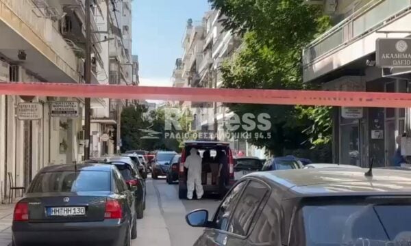 Θεσσαλονίκη: Έφοδος στο ορμητήριο των δραστών της δολοφονικής επίθεσης με τα γκαζάκια στο σπίτι της Νέστορα