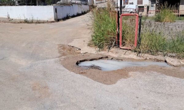 Βάγια-Θηβα: Ήρθαν για να μείνουν οι βλάβες. Συγκυριακό το πρόβλημα με τις διακοπές νερού.