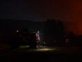 Φωτιά στον Ασπρόπυργο κοντά σε σπίτια και υποδομές