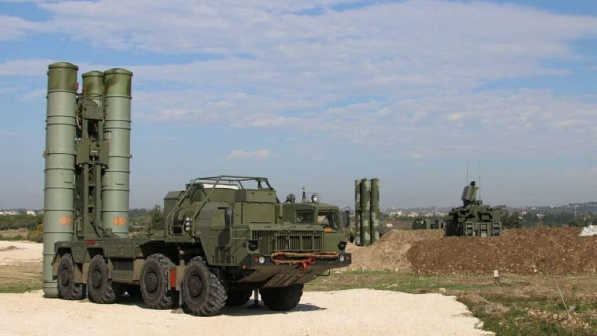 Ρωσία: Θετική στο ενδεχόμενο να πουλήσει η Τουρκία τους S-400 στα ΗΑΕ – Η διέξοδος για τα F-35 της Άγκυρας 1 Ρωσία: Θετική στο ενδεχόμενο να πουλήσει η Τουρκία τους S-400 στα ΗΑΕ – Η διέξοδος για τα F-35 της Άγκυρας
