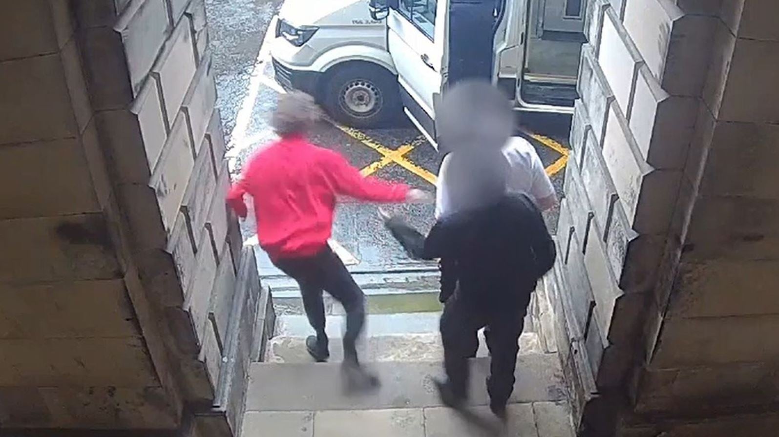 Σκωτία: Ισόβια σε 21χρονο για απαγωγή και βιασμό 15χρονης υπό την απειλή μαχαιριού