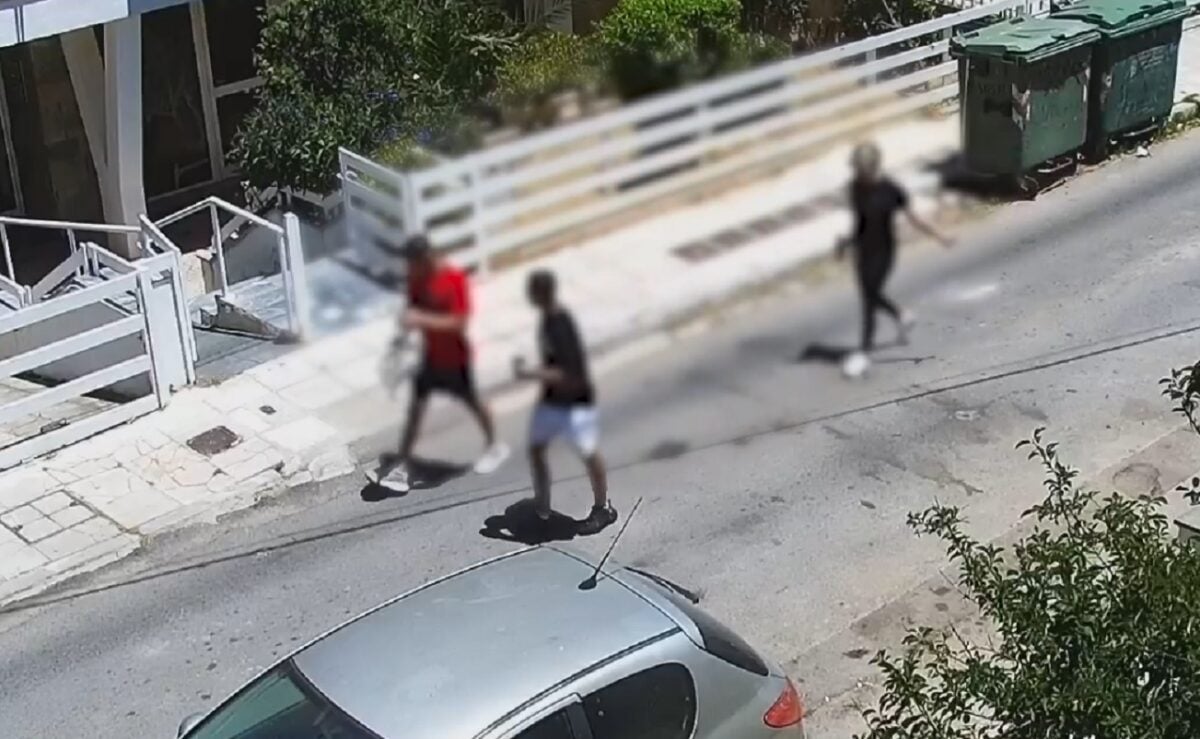 Συμμορία που παρίστανε τους εφοριακούς και ρήμαζε σπίτια με λεία άνω των 440.000 ευρώ – Βίντεο ντοκουμέντο