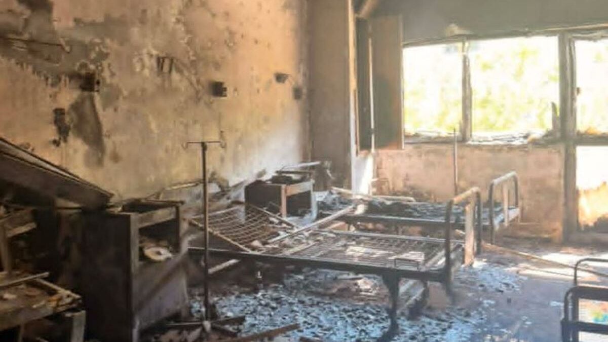 Σισμανόγλειο: 76χρονος συνελήφθη για τη φωτιά στο νοσοκομείο – Ομολόγησε και δήλωσε μετανιωμένος για τον εμπρησμό 1 Σισμανόγλειο: 76χρονος συνελήφθη για τη φωτιά στο νοσοκομείο – Ομολόγησε και δήλωσε μετανιωμένος για τον εμπρησμό