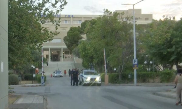 Άδωνις Γεωργιάδης για το Σισμανόγλειο Νοσοκομείο: Κάποιος έβαλε φωτιά σε στρώμα