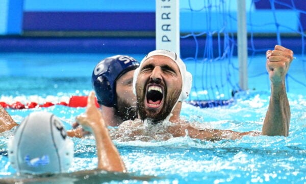 Ουγγαρία – Ελλάδα 14-15: Η εθνική πόλο κατέκτησε το World Cup και το πρώτο χρυσό μετάλλιο της ιστορίας της