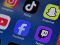 Γαλλία: «Μπλόκο» στα social media για παιδιά κάτω των 15 ετών