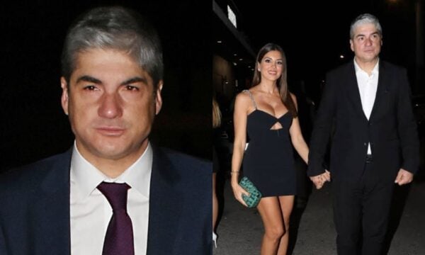 Θέμης Σοφός: Σπάνια φωτογραφία με τη μητέρα του και τις αδελφές του στο Ηρώδειο