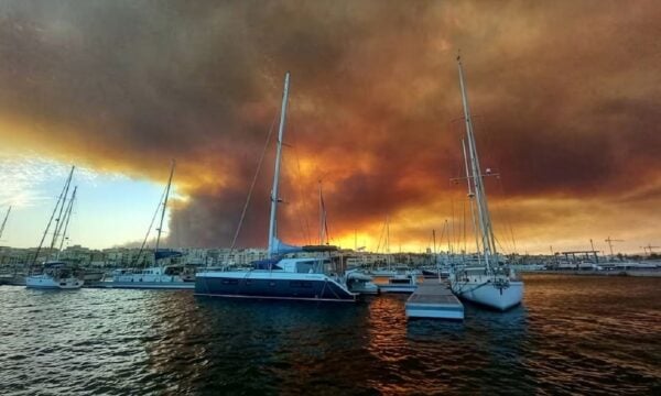 Ισπανία: 11 νεκροί και 19 αγνοούμενοι από την πυρκαγιά στην Ανδαλουσία