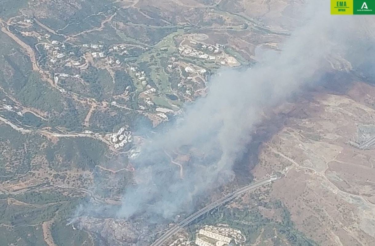 Ισπανία: Τουλάχιστον 12 άνθρωποι σκοτώθηκαν σε πυρκαγιά στο Λος Γκαγιάρδος της Αλμερίας, αρκετοί εγκλωβίστηκαν στα αυτοκίνητά τους 7 Ισπανία: Τουλάχιστον 12 άνθρωποι σκοτώθηκαν σε πυρκαγιά στο Λος Γκαγιάρδος της Αλμερίας, αρκετοί εγκλωβίστηκαν στα αυτοκίνητά τους