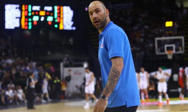 Βασίλης Σπανούλης σε τάιμ άουτ της Εθνικής μπάσκετ: «Σαν χε@@@@οι παίζουμε»
