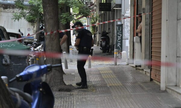 Σταύρος Γεωργίου: «Σχεδίαζε να πάει διακοπές με τις κόρες του στο Καρπενήσι» λέει πελάτισσά του με λυγμούς