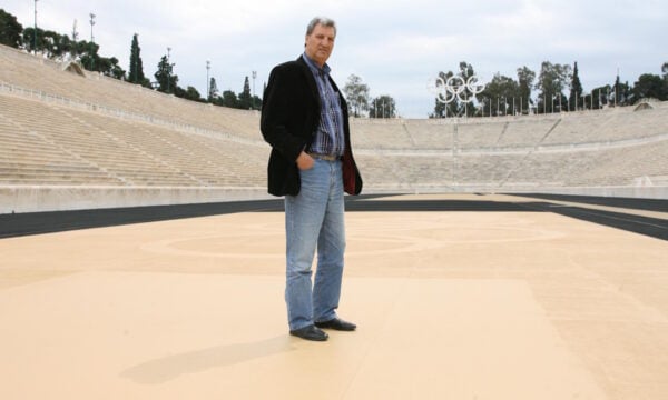 Στέλιος Βασιλειάδης: Ο θρύλος της μπασκετικής ΑΕΚ υπέστη εγκεφαλικό και νοσηλεύεται στον «Ερυθρό Σταυρό»