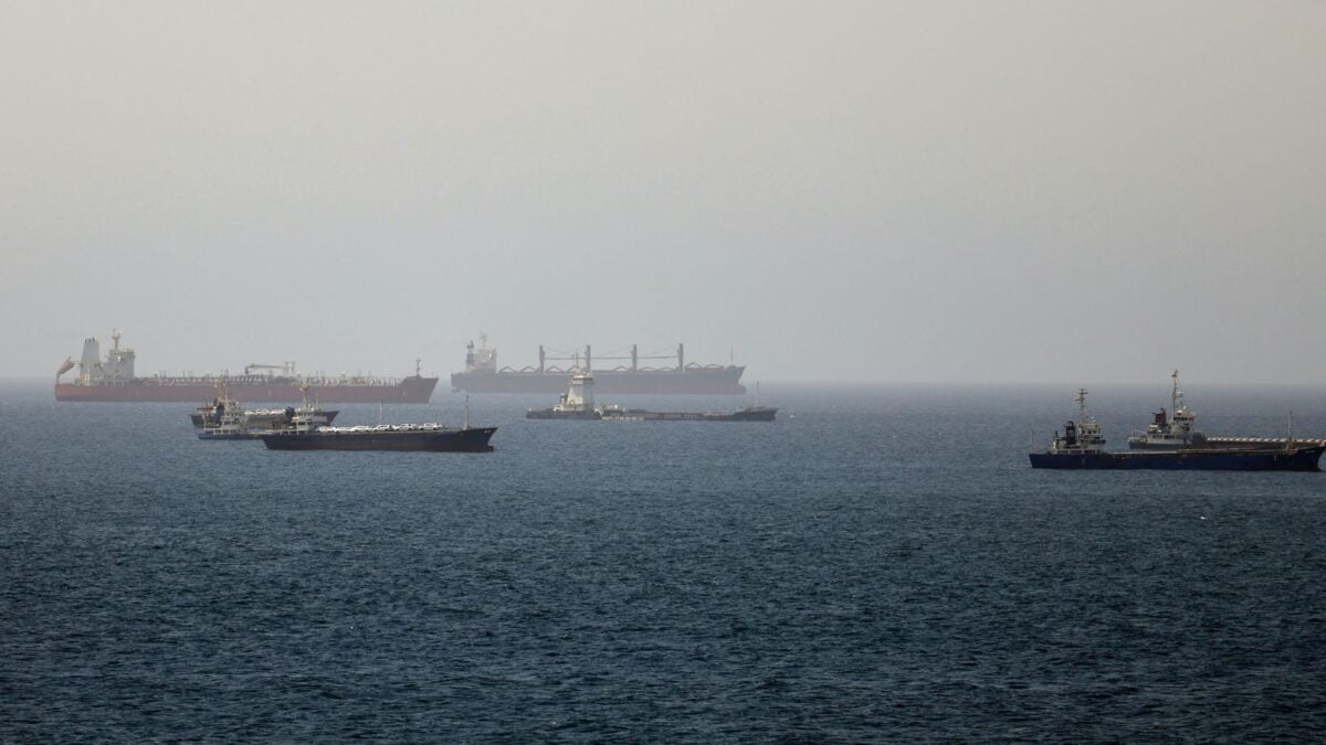 Δεξαμενόπλοιο LNG του Κατάρ χτυπήθηκε στα Στενά του Ορμούζ – Η Ντόχα κατηγορεί το Ιράν 1 Δεξαμενόπλοιο LNG του Κατάρ χτυπήθηκε στα Στενά του Ορμούζ – Η Ντόχα κατηγορεί το Ιράν