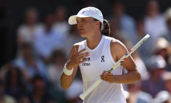 Wimbledon: Αποκλείστηκαν Σφιόντεκ και Ριμπάκινα