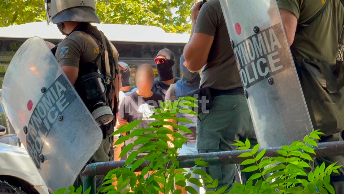 Θεσσαλονίκη: Διώξεις για ανθρωποκτονία με ενδεχόμενο δόλο στους τρεις για τη δολοφονία της Βάγιας Νέστορα 3 Θεσσαλονίκη: Διώξεις για ανθρωποκτονία με ενδεχόμενο δόλο στους τρεις για τη δολοφονία της Βάγιας Νέστορα