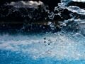 Καύσωνες στη Δύση, δροσίζονται στην Κίνα ακόμα και στο δρόμο (Vid)