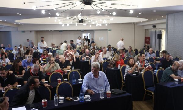 Ο ΣΥΡΙΖΑ σε κλίμα εσωκομματικής κρίσης: Οι κρίσιμες συνεδριάσεις για την επόμενη μέρα και οι φόβοι για μαζικές αποχωρήσεις βουλευτών