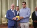 Ο Κωνσταντίνος Τασούλας υποδέχθηκε την Εθνική πόλο ανδρών στο Προεδρικό Μέγαρο