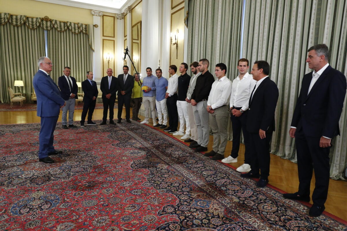Κωνσταντίνος Τασούλας υποδέχθηκε την Εθνική πόλο ανδρών στο Προεδρικό Μέγαρο