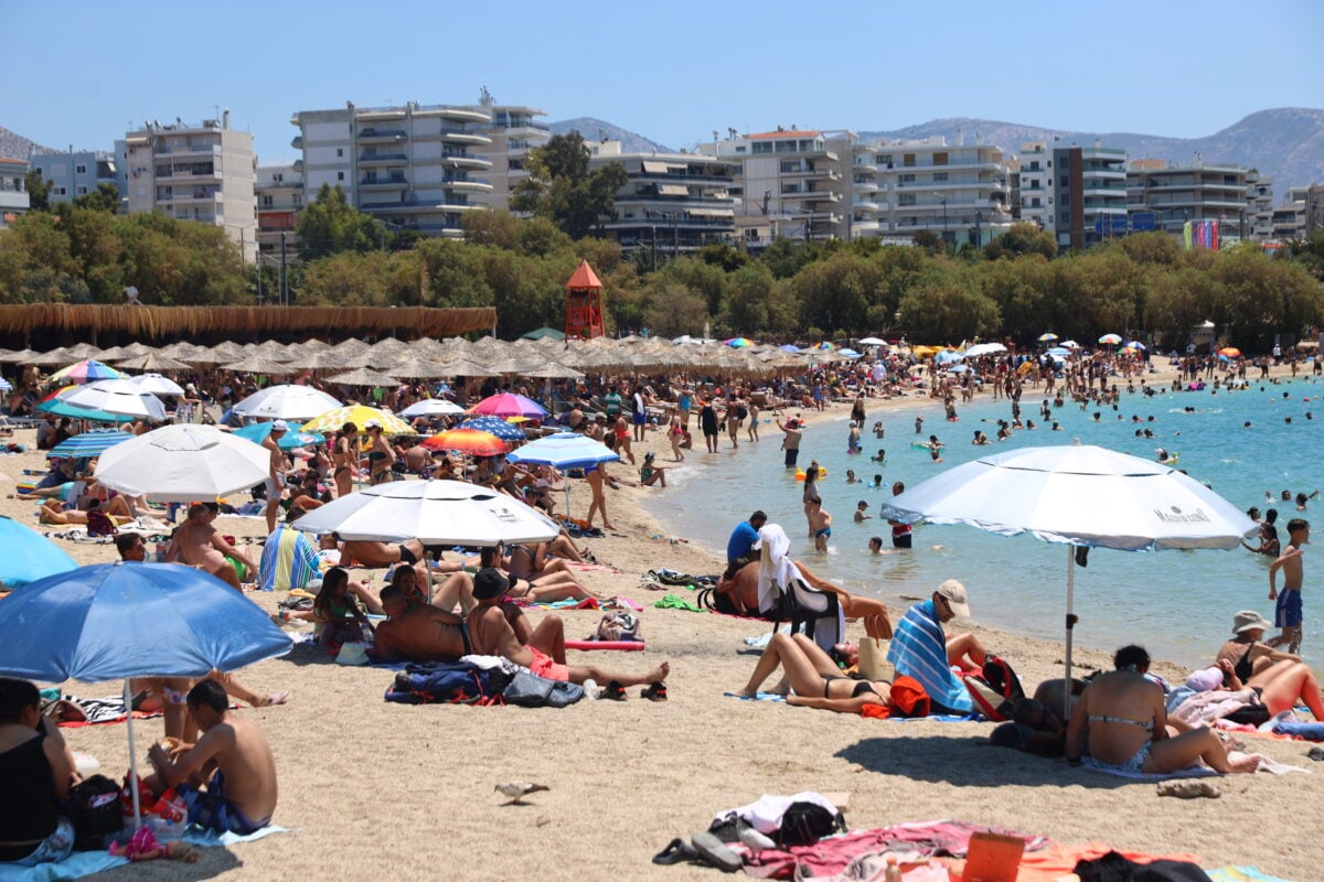 Καιρός: Έρχονται τα πρώτα 40άρια την Κυριακή, έως 7 μποφόρ οι άνεμοι στο Αιγαίο – Βροχές από την επόμενη εβδομάδα