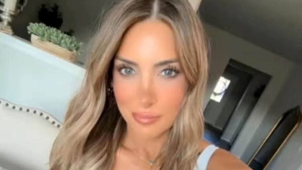 Οκλαχόμα: Influencer δολοφονήθηκε από τον σύζυγό της μετά από trend του Netflix, αφού τον αποκάλεσε παιδόφιλο – Ο δράστης αυτοκτόνησε 2 Οκλαχόμα: Influencer δολοφονήθηκε από τον σύζυγό της μετά από trend του Netflix, αφού τον αποκάλεσε παιδόφιλο – Ο δράστης αυτοκτόνησε