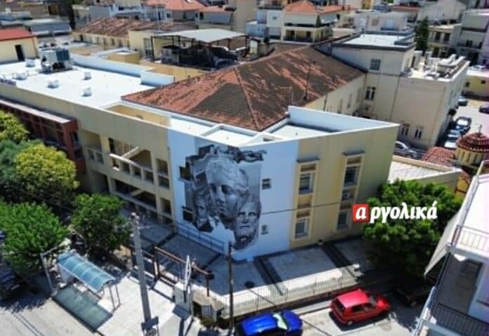 Ναύπλιο: Η τοιχογραφία στην πρόσοψη του νοσοκομείου και το μήνυμα για ελπίδα και η συγκινητική αφιέρωση