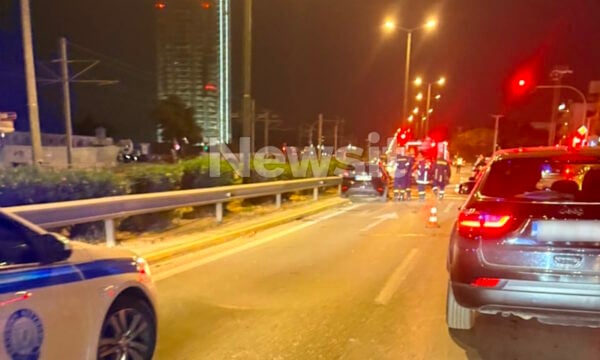Τροχαίο ατύχημα στη Λεωφόρο Βουλιαγμένης στο Ελληνικό: Έντονη κίνηση από το Καβούρι