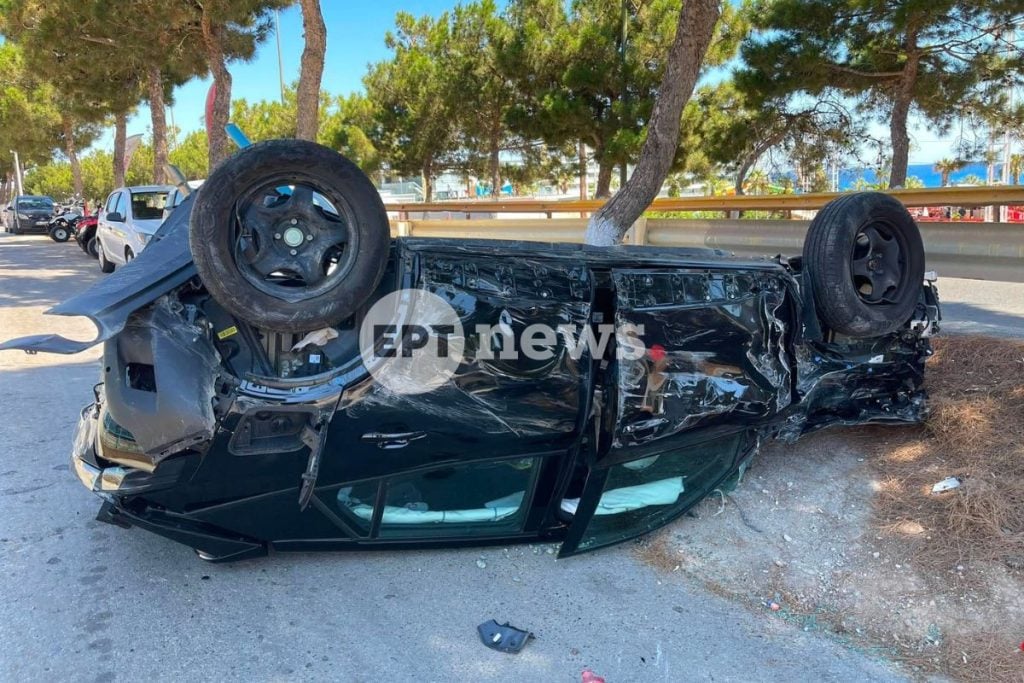 Ηράκλειο: Μεθυσμένος τουρίστας διέλυσε 3 αυτοκίνητα με το τζιπ και τούμπαρε στη μέση του δρόμου 11 Ηράκλειο: Μεθυσμένος τουρίστας διέλυσε 3 αυτοκίνητα με το τζιπ και τούμπαρε στη μέση του δρόμου