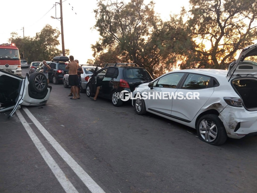 Τροχαίο στα Χανιά: Αυτοκίνητο που οδηγούσε τουρίστας χτύπησε σε σταθμευμένο και τούμπαρε 12 τροχαιο χανια