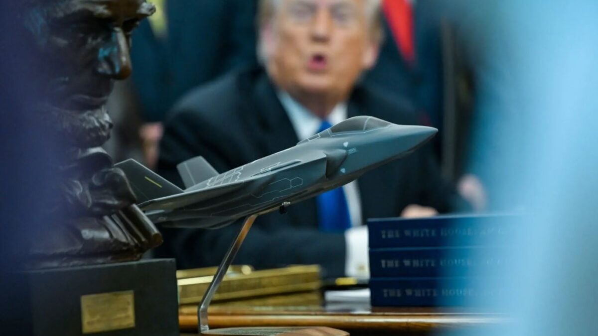 NY Times: Το σχέδιο του Τραμπ για τα F-35 στην Τουρκία – Ο νόμος μπλόκο του Κογκρέσου, το «δώρο» στον Ερντογάν και οι αντιδράσεις 3 NY Times: Το σχέδιο του Τραμπ για τα F-35 στην Τουρκία – Ο νόμος μπλόκο του Κογκρέσου, το «δώρο» στον Ερντογάν και οι αντιδράσεις