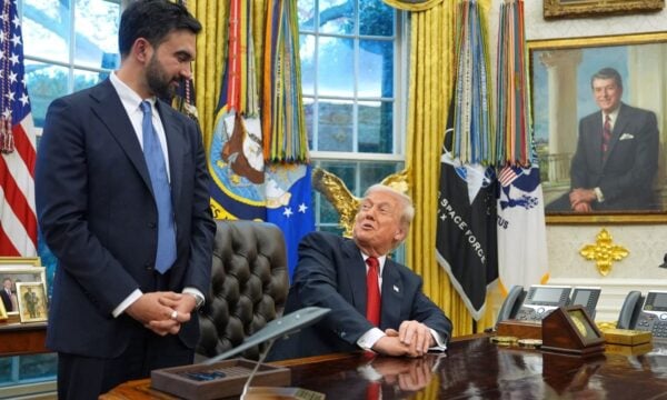 ΗΠΑ: Τραμπ – Μαμντάνι για τον Νετανιάχου και το ένταλμα σύλληψης του ΔΠΔ προκαλεί ρήγμα στο «bromance» μεταξύ τους