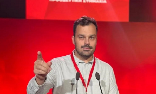 ΣΥΡΙΖΑ: Παραιτήθηκε ο αναπληρωτής εκπρόσωπος Τύπου Φοίβος Τσικλιάς – Αιχμές για «περιχαράκωση» και «εικόνα ευτελισμού»