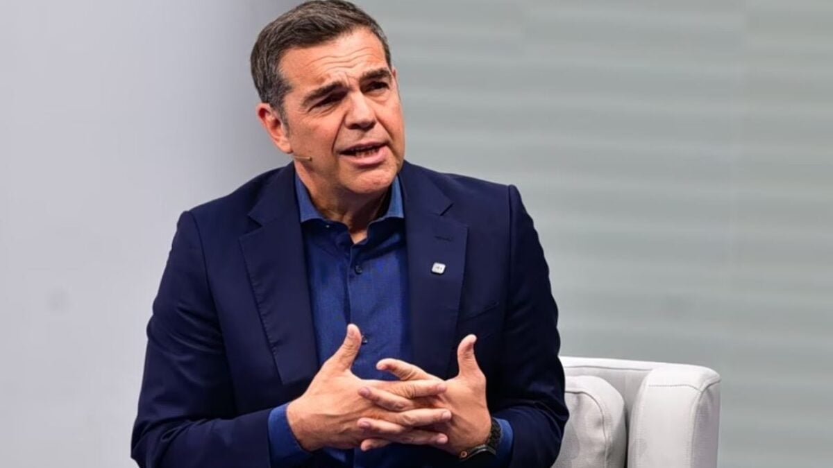 Τσίπρας: «Η ΕΛ.Α.Σ. δημιουργήθηκε για να διεκδικήσει τη διακυβέρνηση της χώρας» 1 Τσίπρας: «Η ΕΛ.Α.Σ. δημιουργήθηκε για να διεκδικήσει τη διακυβέρνηση της χώρας»