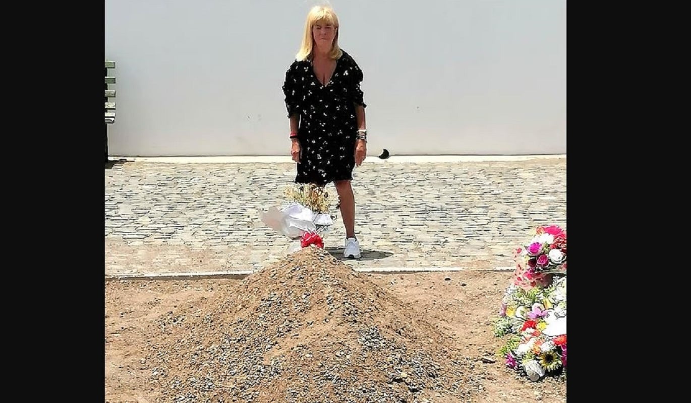 Γυναίκα θάβει τον άντρα της στο Πράσινο Ακρωτήριο, αφού αρρώστησε και πέθανε σε διακοπές