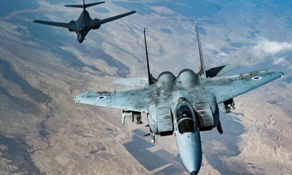 ΗΠΑ επιστρατεύουν το βομβαρδιστικό B-1 κατά του Ιράν: Επιθέσεις των Χούθι στην Ερυθρά Θάλασσα