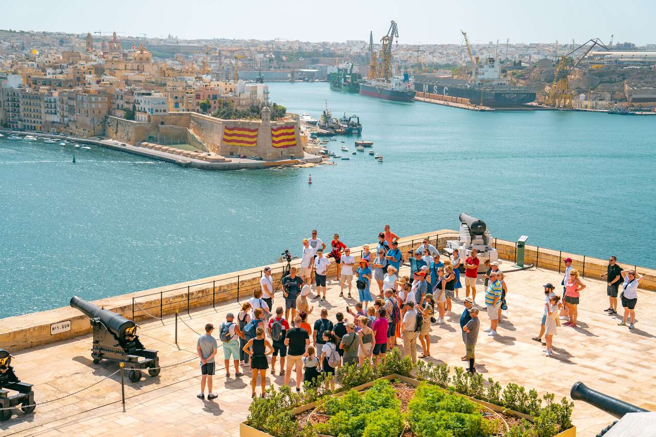 Ποια χώρα της Ευρώπης παίρνει μέτρα για απείθαρχους τουρίστες