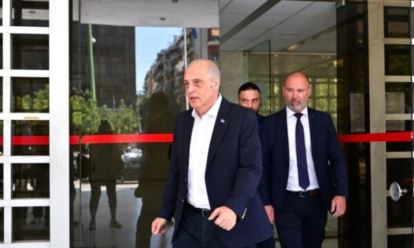 Μηνυτήρια αναφορά Βελόπουλου στην Εισαγγελία Αθηνών και μετά στη Βουλή για τα όσα είπε ο Άδωνις Γεωργιάδης περί χρηματισμού του Αλέξη Τσίπρα