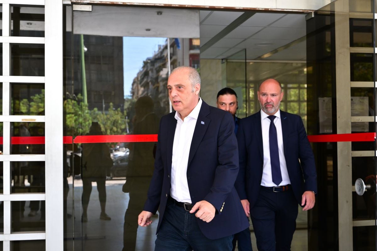 Μηνυτήρια αναφορά Βελόπουλου στην Εισαγγελία Αθηνών και μετά στη Βουλή για τα όσα είπε ο Άδωνις Γεωργιάδης περί χρηματισμού του Αλέξη Τσίπρα