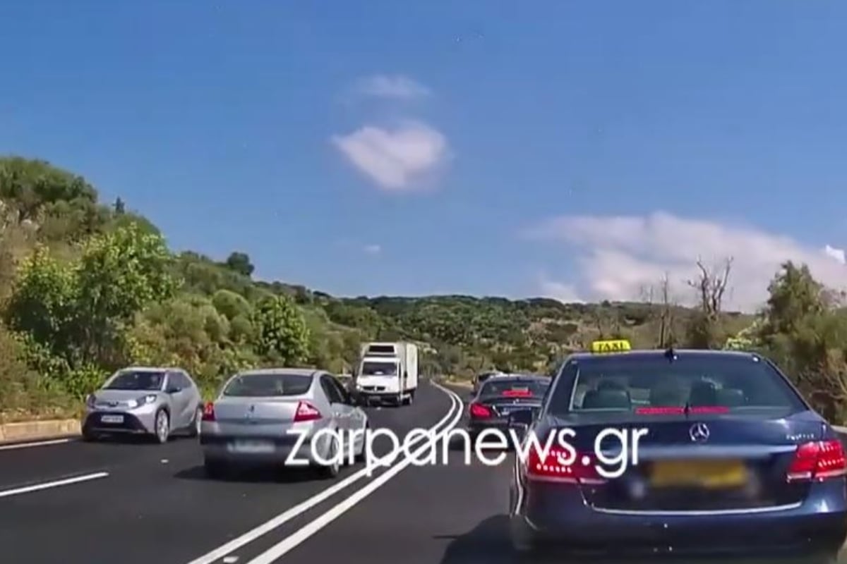 Στιγμές τρόμου στον ΒΟΑΚ: Μπήκε στο αντίθετο ρεύμα για να κάνει προσπέραση και γλίτωσε τη μετωπική στο «τσακ»