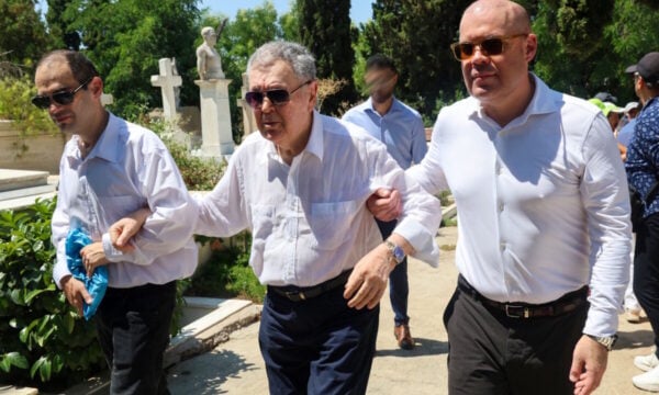 Αλίκη Βουγιουκλάκη: Συγκίνηση στο μνημόσυνο για τα 30 χρόνια από τον θάνατό της